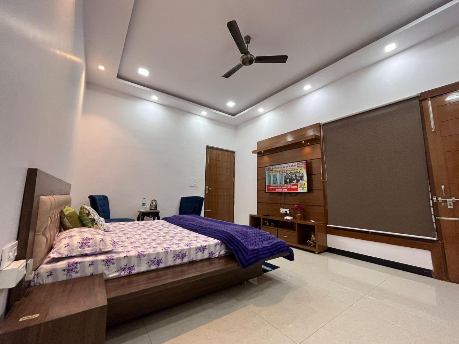 Shreshth Home Stay - Best Family Accommodation - 3Km From Har Ki Pauri, Haridwar, Uttarakhand Eksteriør billede