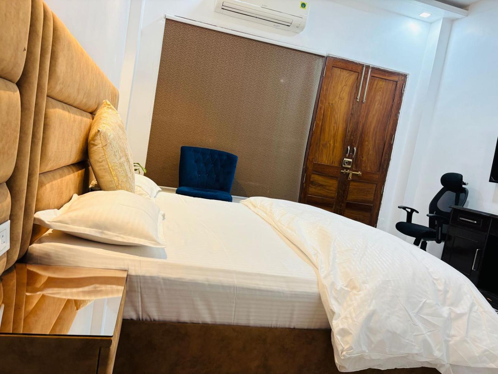 Shreshth Home Stay - Best Family Accommodation - 3Km From Har Ki Pauri, Haridwar, Uttarakhand Eksteriør billede